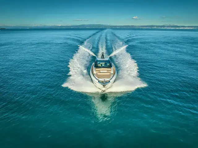 Riva 68 Ego