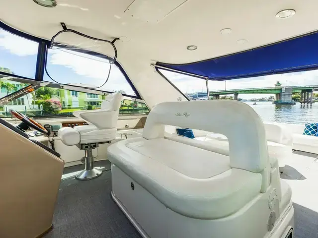 Sea Ray Sun Sport