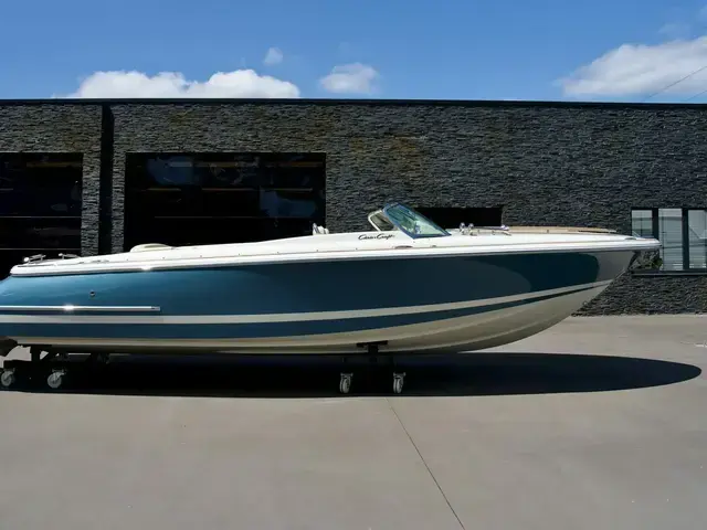 Chris-Craft Corsair 25-27