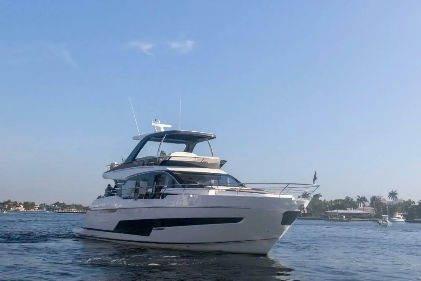 2024 Fairline squadron 68