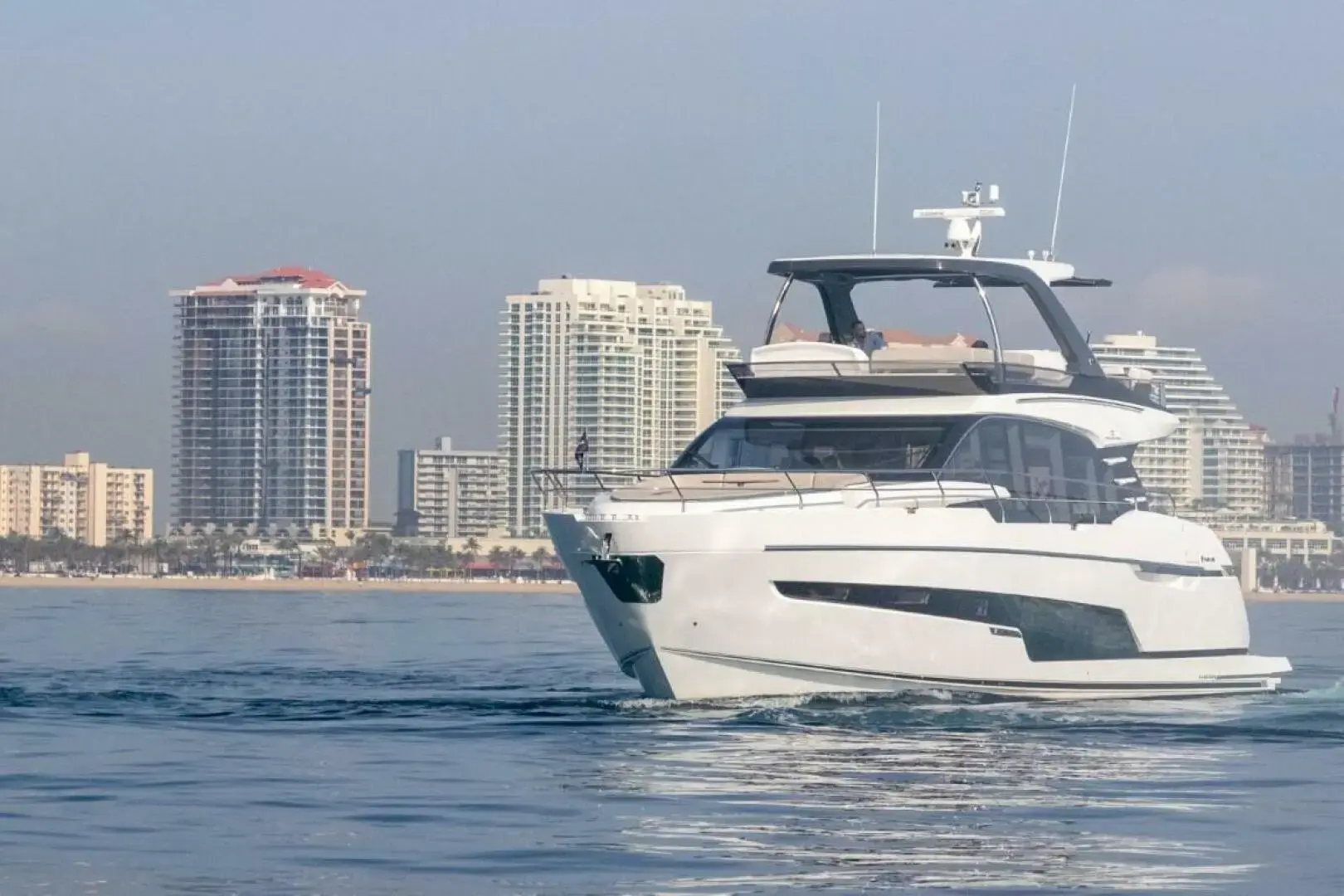 2024 Fairline squadron 68