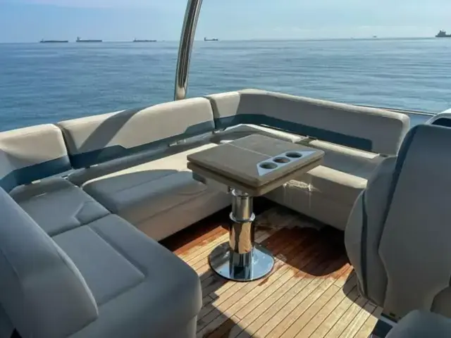 Fairline Squadron 68