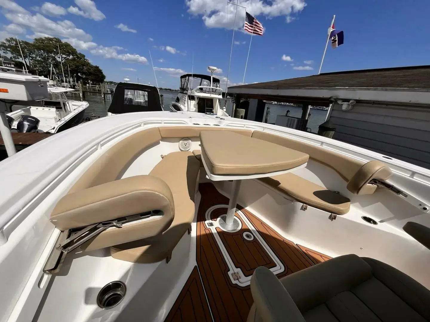 2015 Tidewater Boats 280 cc