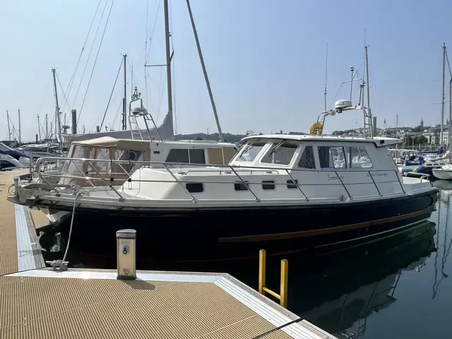 Aquastar 38 Ocean Ranger