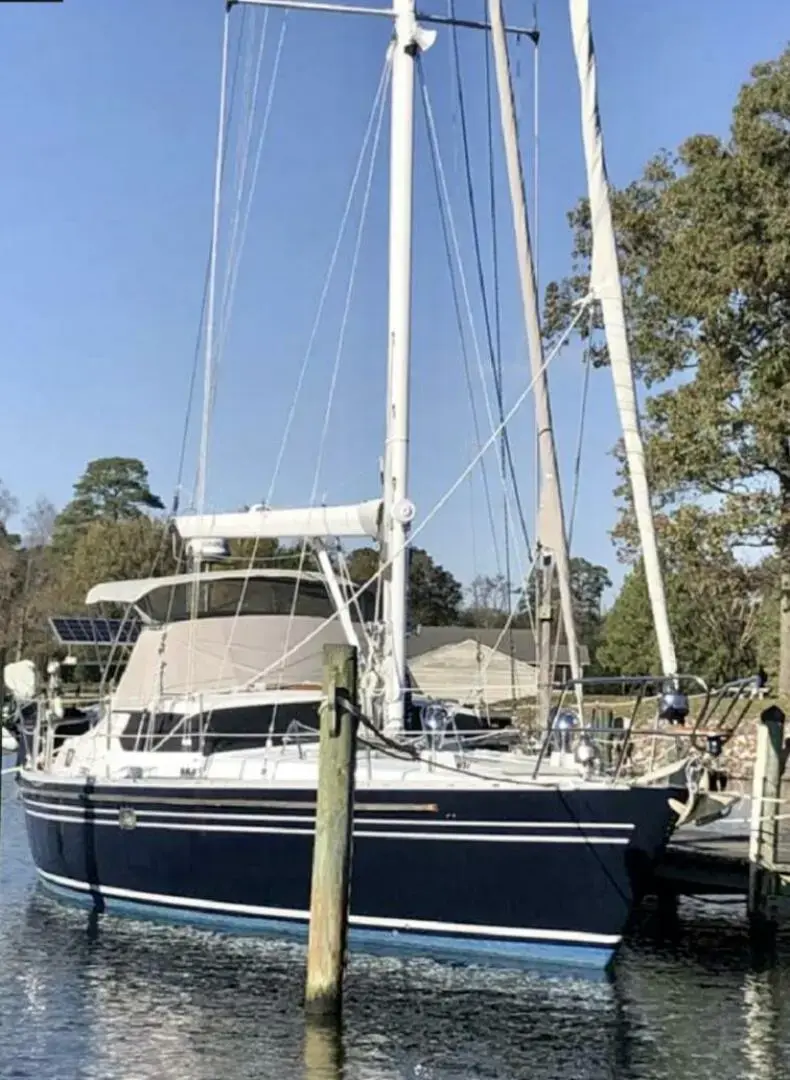 1999 Contessa 44 as