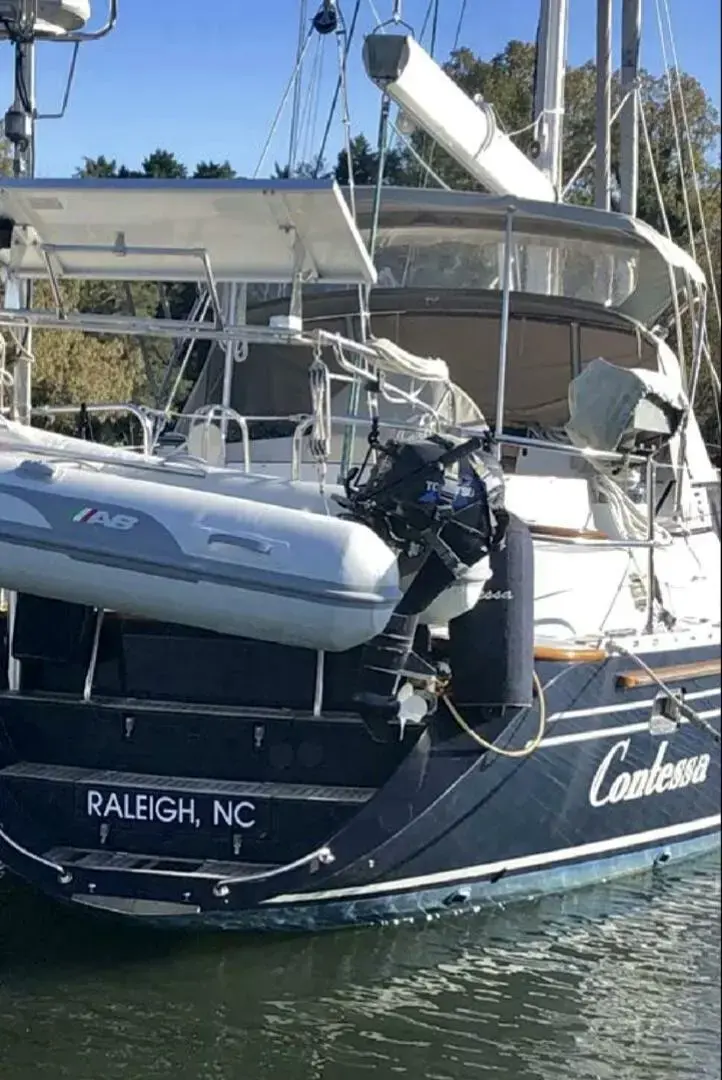 1999 Contessa 44 as