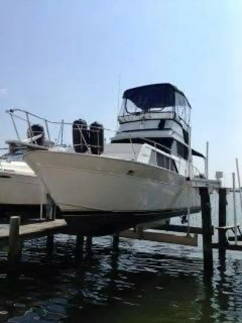 1988 Marinette 32 express