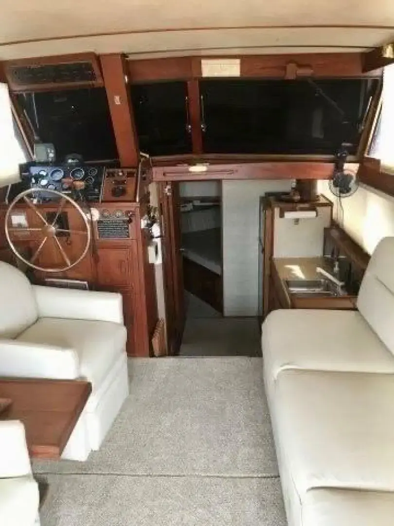 1988 Marinette 32 express