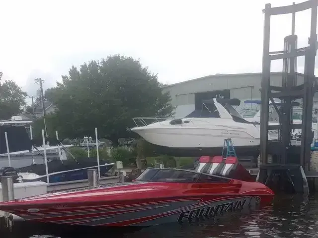 Fountain Powerboats 35