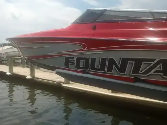 Fountain Powerboats 35