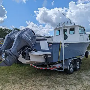 2023 Parker Boats 2520 XLD Sport Cabin