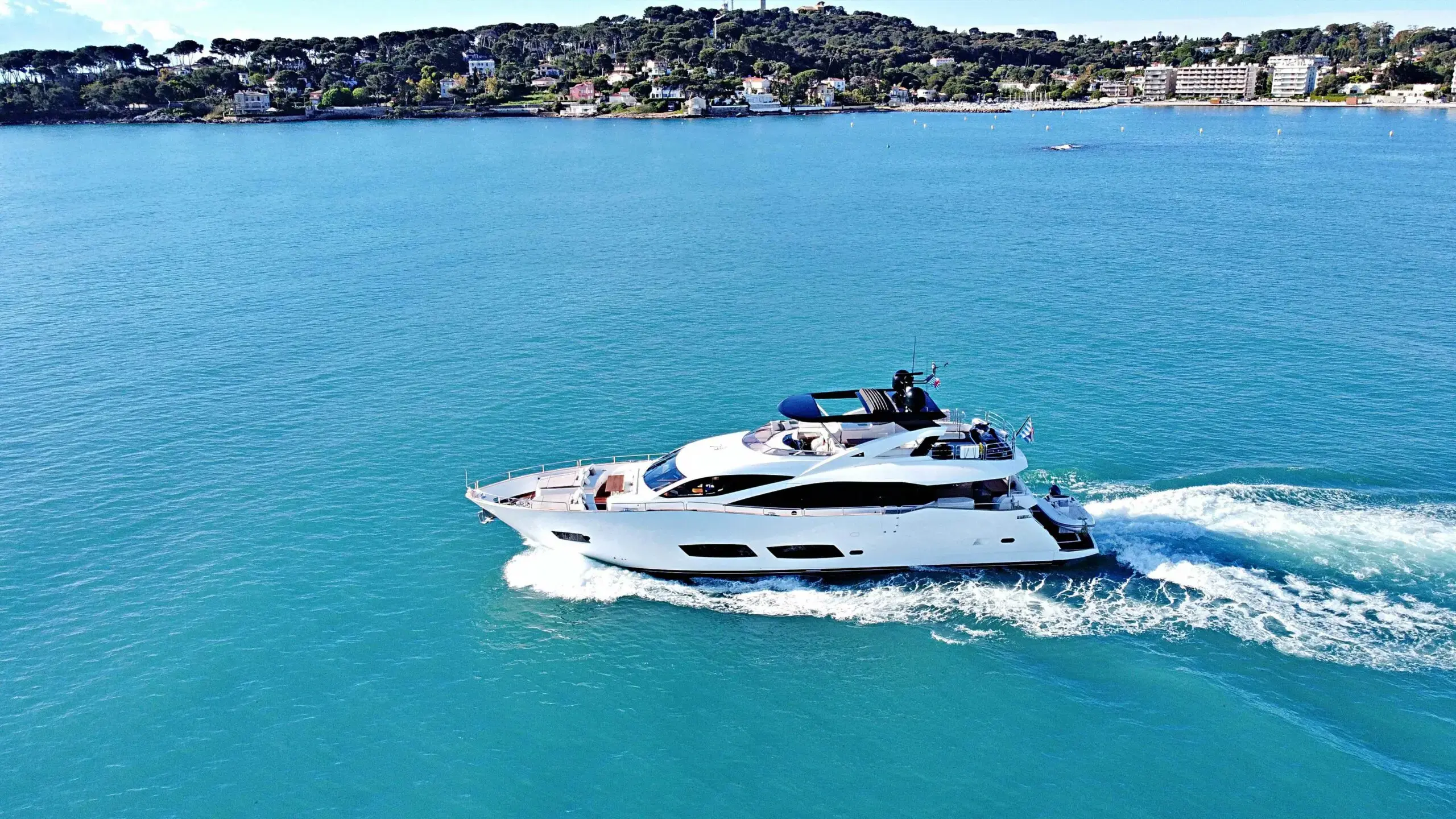 2013 Sunseeker yacht 28m