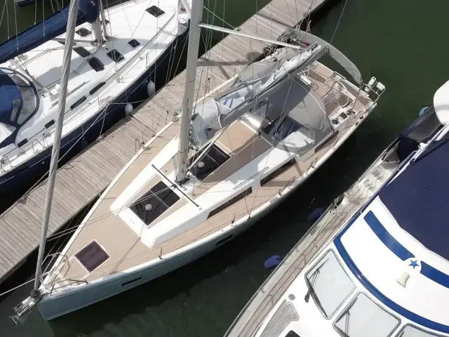 Hanse 388