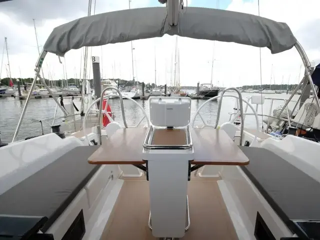 Hanse 388