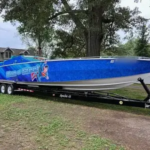 1989 Apache Powerboats 41 Ocean Racer