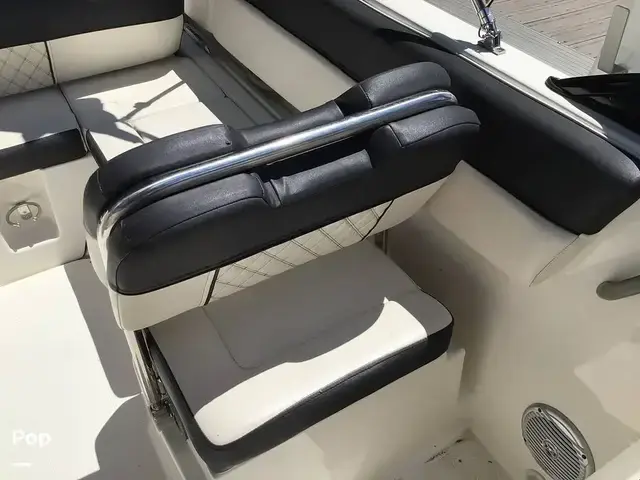 Bayliner Dx2200