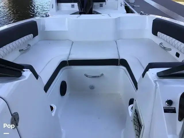 Bayliner Dx 2200