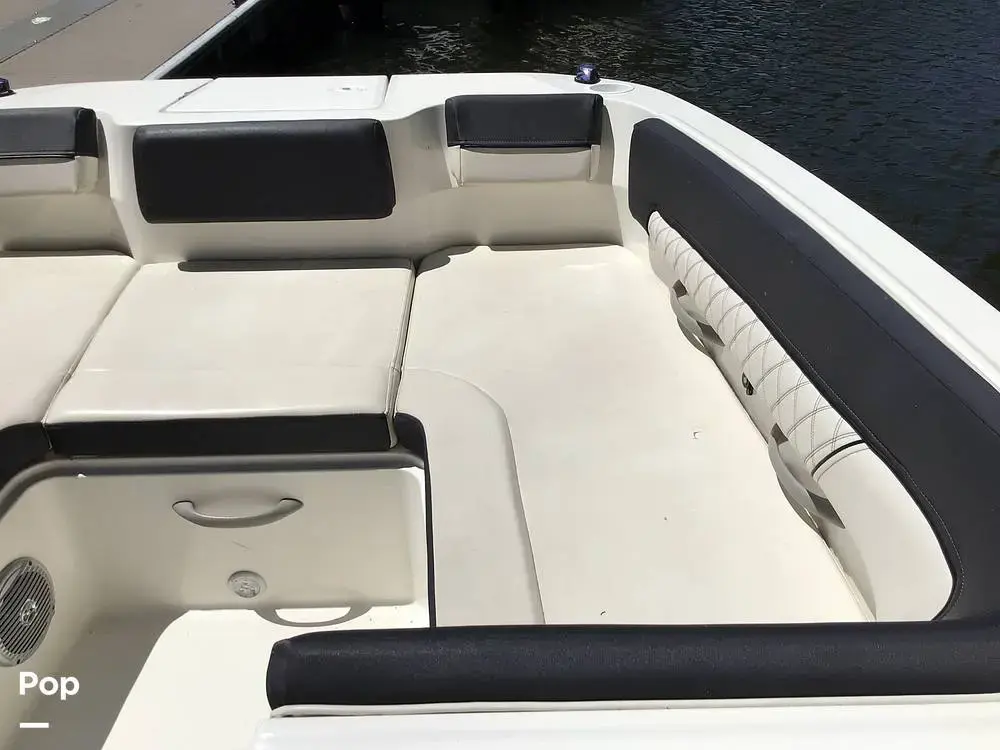 2022 Bayliner dx 2200