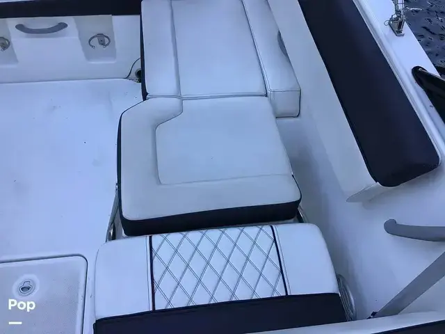 Bayliner Dx2200