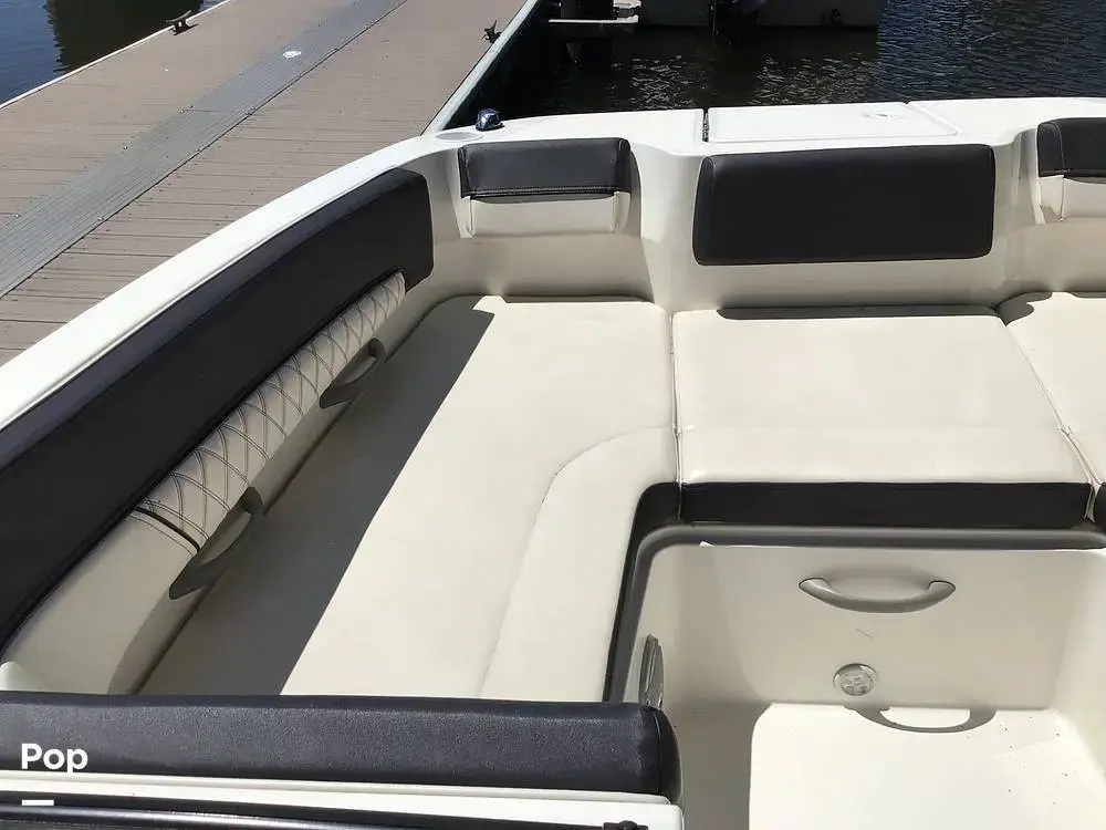 2022 Bayliner dx 2200