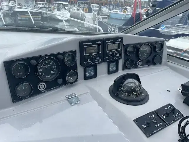 Sealine 255 Senator