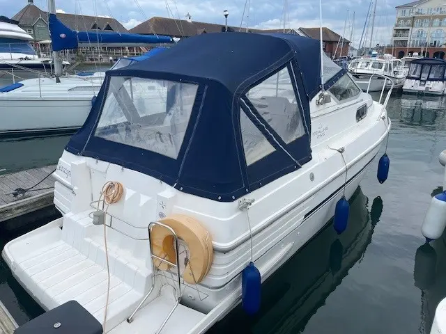 1990 Sealine 255 senator