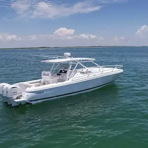 2019 Intrepid Boats 375 Walkaround