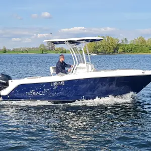 2016 Robalo R222 Cc