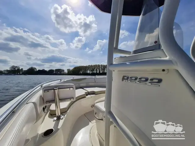 Robalo R222 Cc