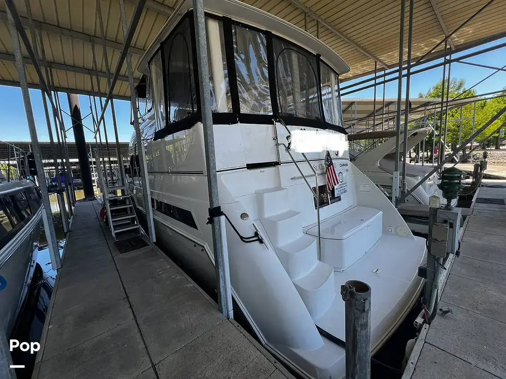 1998 Carver 405 motoryacht