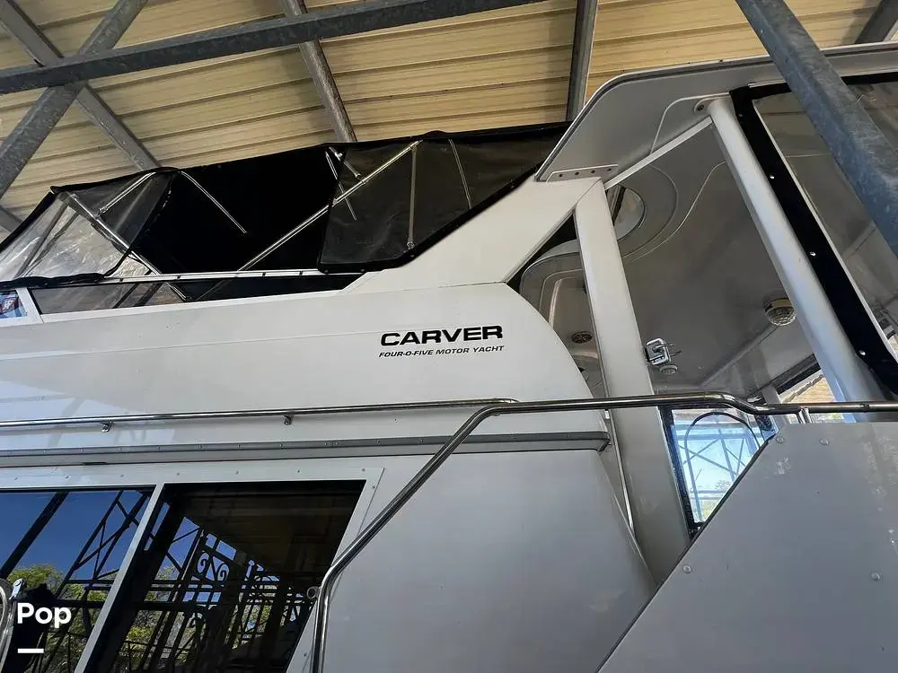 1998 Carver 405 motoryacht