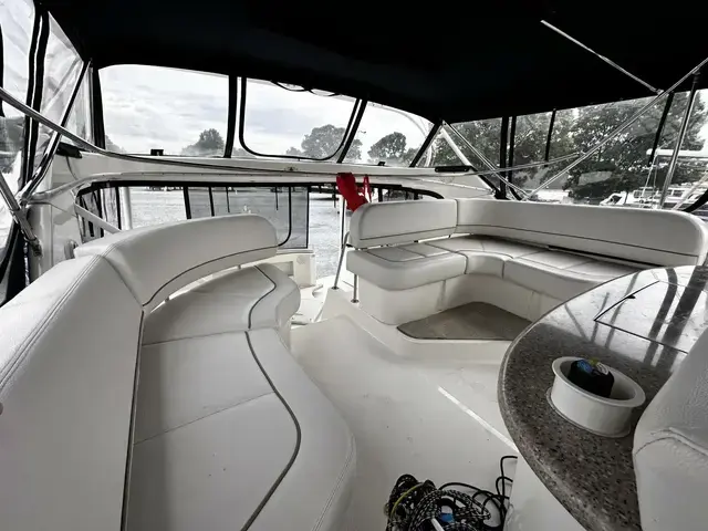 Silverton 43 Aft Cabin