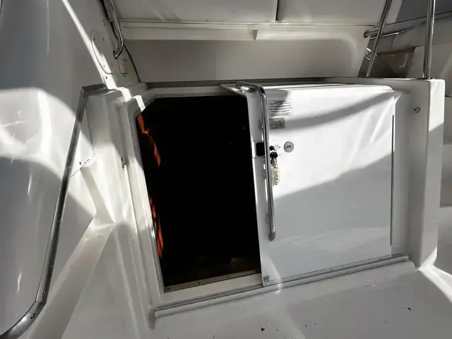 Silverton 43 Aft Cabin