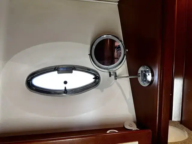 Silverton 43 Aft Cabin