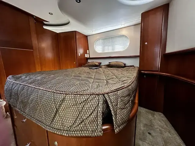 Silverton 43 Aft Cabin