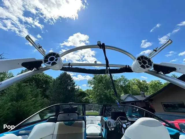 Malibu Wakesetter 22 Vlx