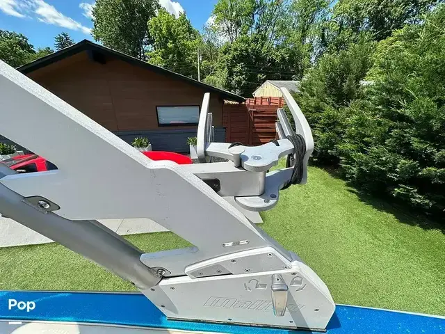 Malibu Wakesetter 22 Vlx