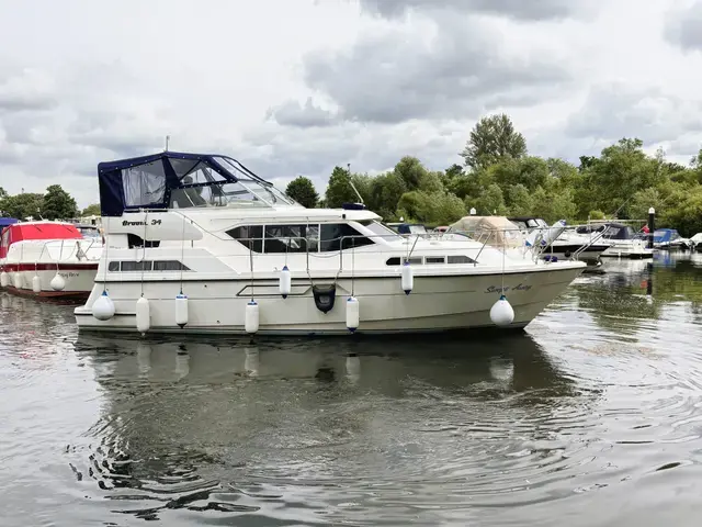 Broom Ocean 34