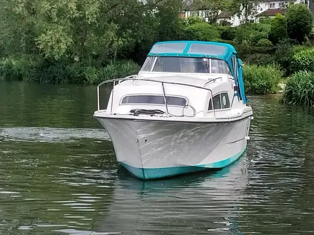 Viking Canal Boats 24 Cockpit Cruiser