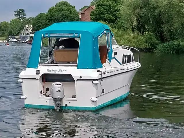 Viking Canal Boats 24 Cockpit Cruiser