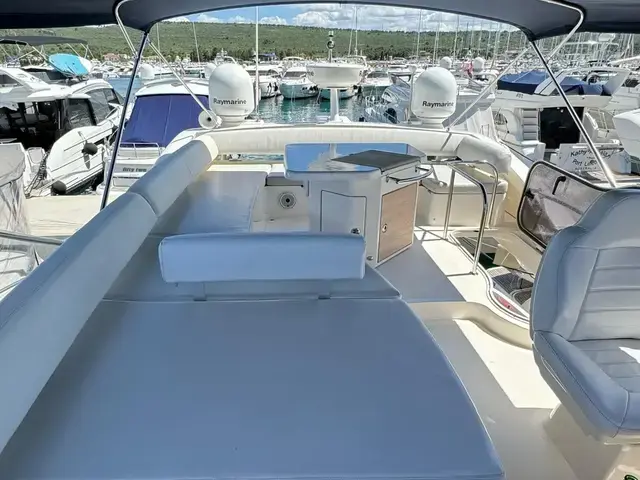 Azimut 47 Flybridge