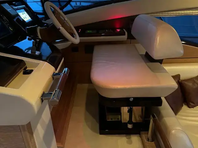 Azimut 47 Flybridge