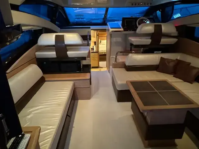 Azimut 47 Flybridge