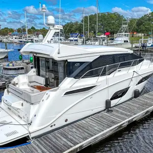 2017 Sea Ray Sundancer 460