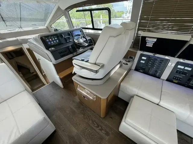 Sea Ray Sundancer 460