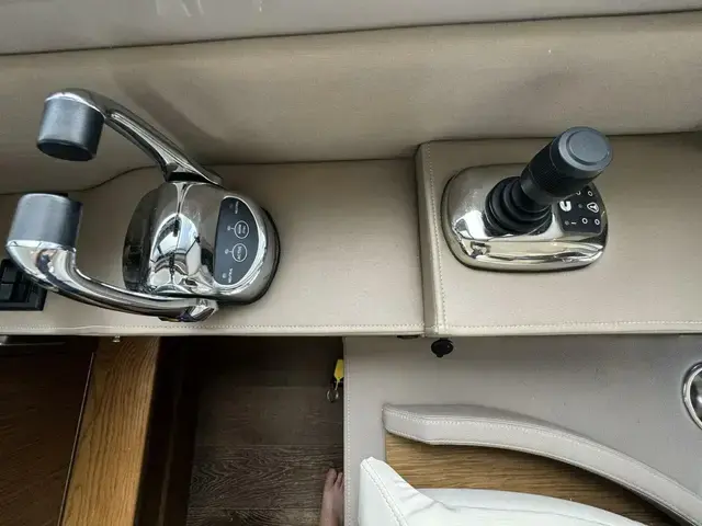 Sea Ray Sundancer 460