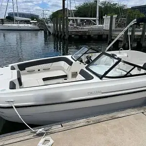 2022 Bayliner DX 2200