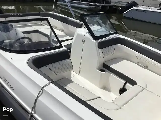 Bayliner Dx2200