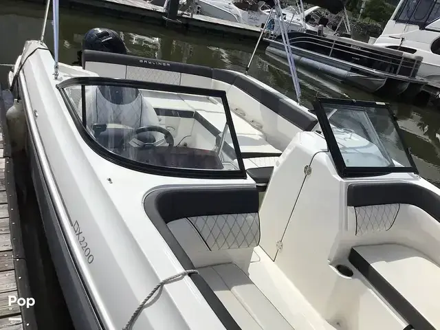 Bayliner Dx2200