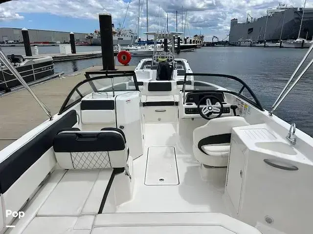 Bayliner Dx2200